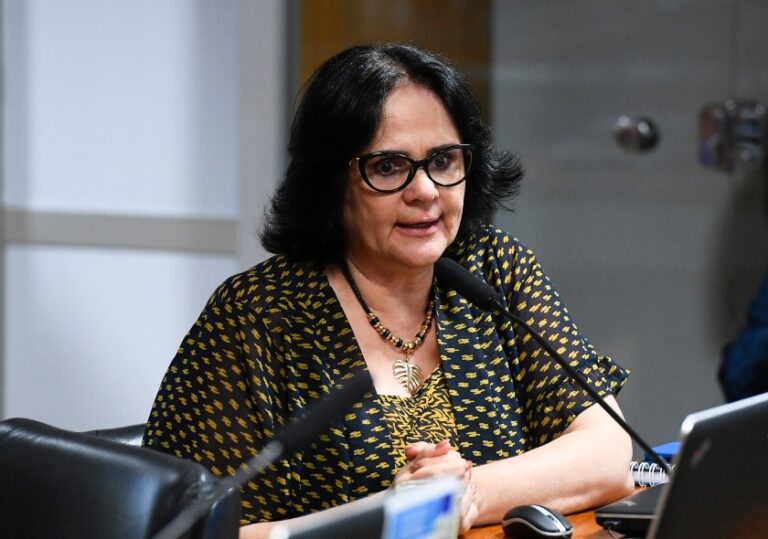 damares-alves-mulheres-republicanas-foto-agencia-senado-05-05-2023